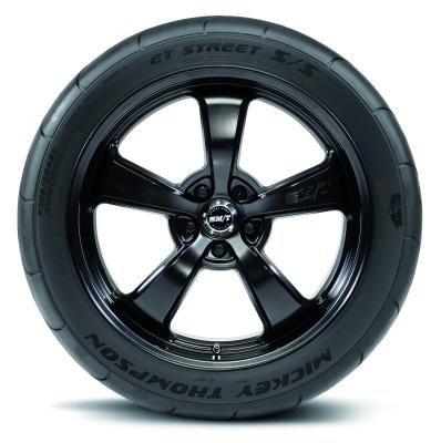 ET Street Tire P305/40R18 Revs/Mile 741 Mickey Thompson