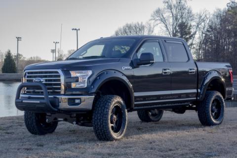 Bull Bar with LED Light Bar Black 2011-2016 Ford F-250/F-350 Super Duty/F-450/F-550 Super Duty Lund