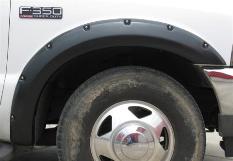 Rivet Style Fender Flare Set Rear, Textured, 2-Piece Set 1999-2007 Ford F-250/F-350 Super Duty Fleetside Lund