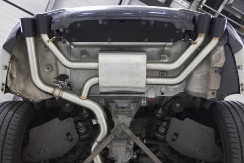 G0x X3/X4 M40i Experience Package (e) Carbon Intake / Black Exhaust / Turbo Inlet / Springs &amp; Bumpstops / ZF8 Pedal Pads Dinan