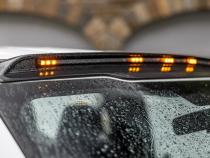 AeroCab Marker Light with five amber LED for 2014-2018 Chevrolet Silverado 1500/GMC Sierra 1500 Black AVS