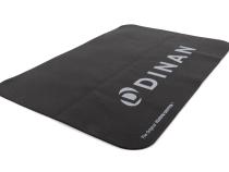 Dinan Mat Universal Fit 34 inch x 22 inch Fender Gripper