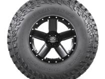 Baja Boss Asymmetrical Tire LT305/60R18 Revs/Mile 634 Mickey Thompson