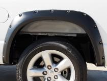 Rivet Style Fender Flare Set Rear, Smooth, 2-Piece Set 2015-2019 Sierra 2500 HD/3500 HD Fleetside Lund