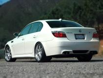 Free Flow Axle-Back Exhaust 2006-2010 BMW M5 Stainless Steel Black Tips E60 Dinan