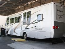 PowerPack Bundle Complete Power System W/AutoMind Programmer 11-15 Ford 6.8L Class-A Motorhome Left Exit Banks Power